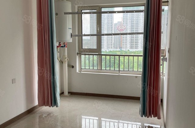 急！急！急！ 次新小区 板楼 楼层好 环境优美 房东诚心卖