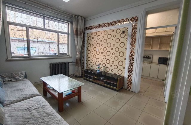 急售  ，老文轩，单位家属院  新出精装3室