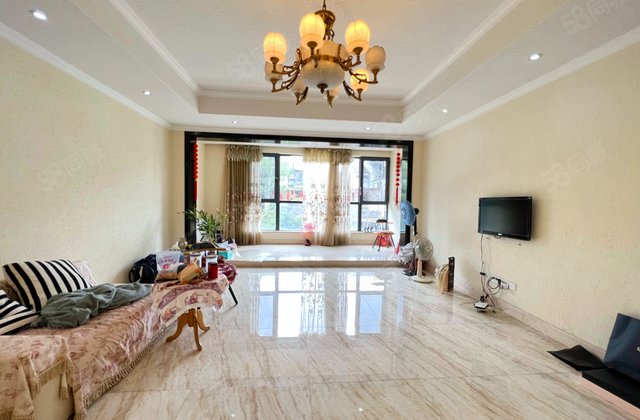 蜀郡4室2厅187.36㎡340万二手房图片