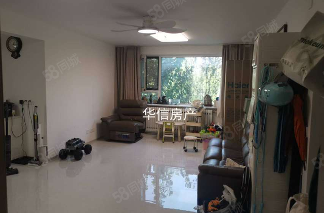 东关文轩 闸北西区 一楼 免 带储