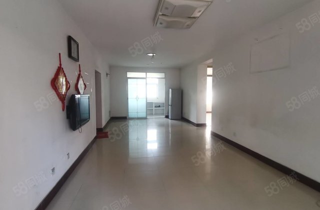 房东急出 120平 送车库 送储藏室一口价85.8 边户