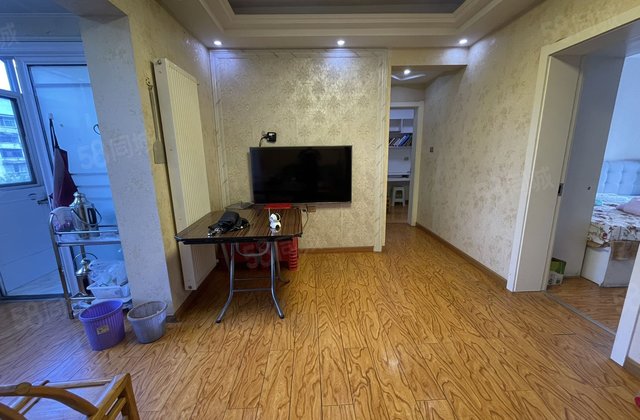 燕林小区3室2厅1卫80㎡南北59.8万