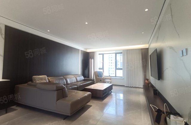 领秀城 有电梯 产权清晰 正南朝向 医疗配套成熟 满五