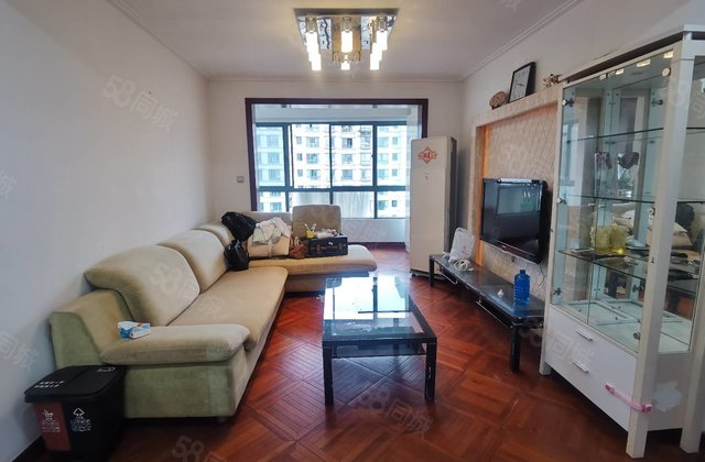 三花现代城二期南北通透 精装修 好楼层 两梯三户!得房率高