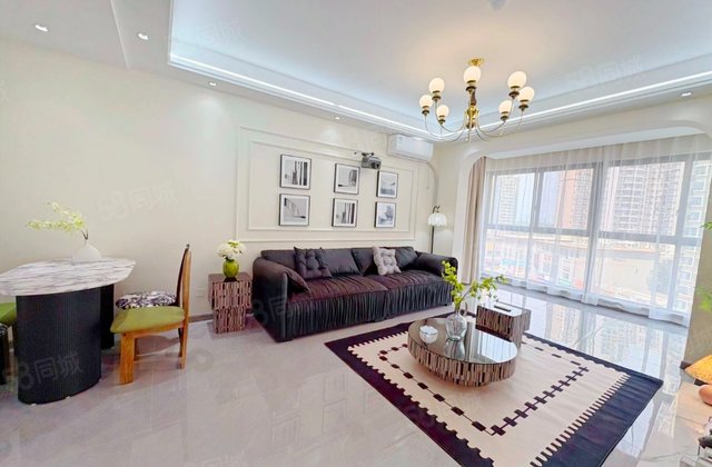 蓝光锦绣城(五期)4室2厅111㎡164万二手房图片