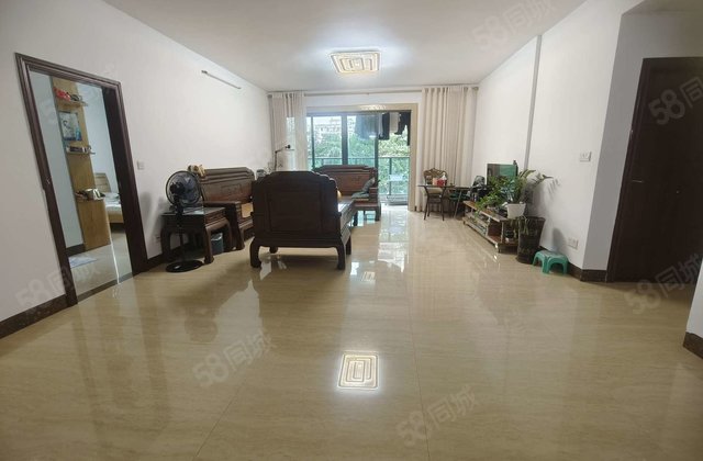 财富名门4室2厅177.56㎡98万二手房图片