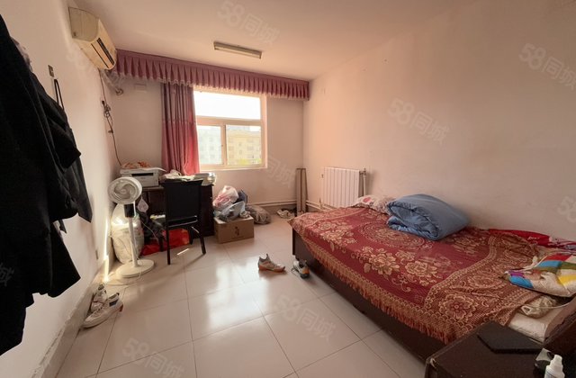 45萬 七中旁 正泰家园 三室 全天采光 随时看房