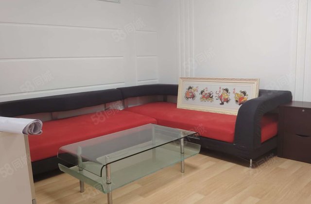 一中外国语，文轩一墙之隔，地暖房中间楼层随时看房