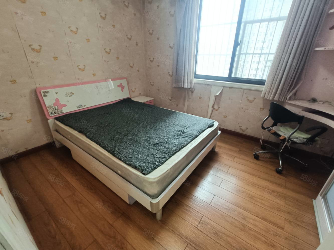 大都会广场3室2厅2卫124㎡南北77.8万