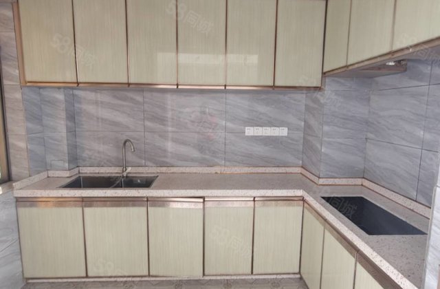 泷江名苑3室2厅100㎡38.8万二手房图片