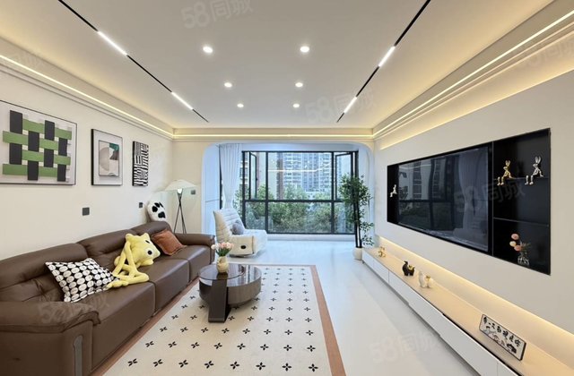 楚天世纪城(东苑)4室2厅138.37㎡86.8万二手房图片