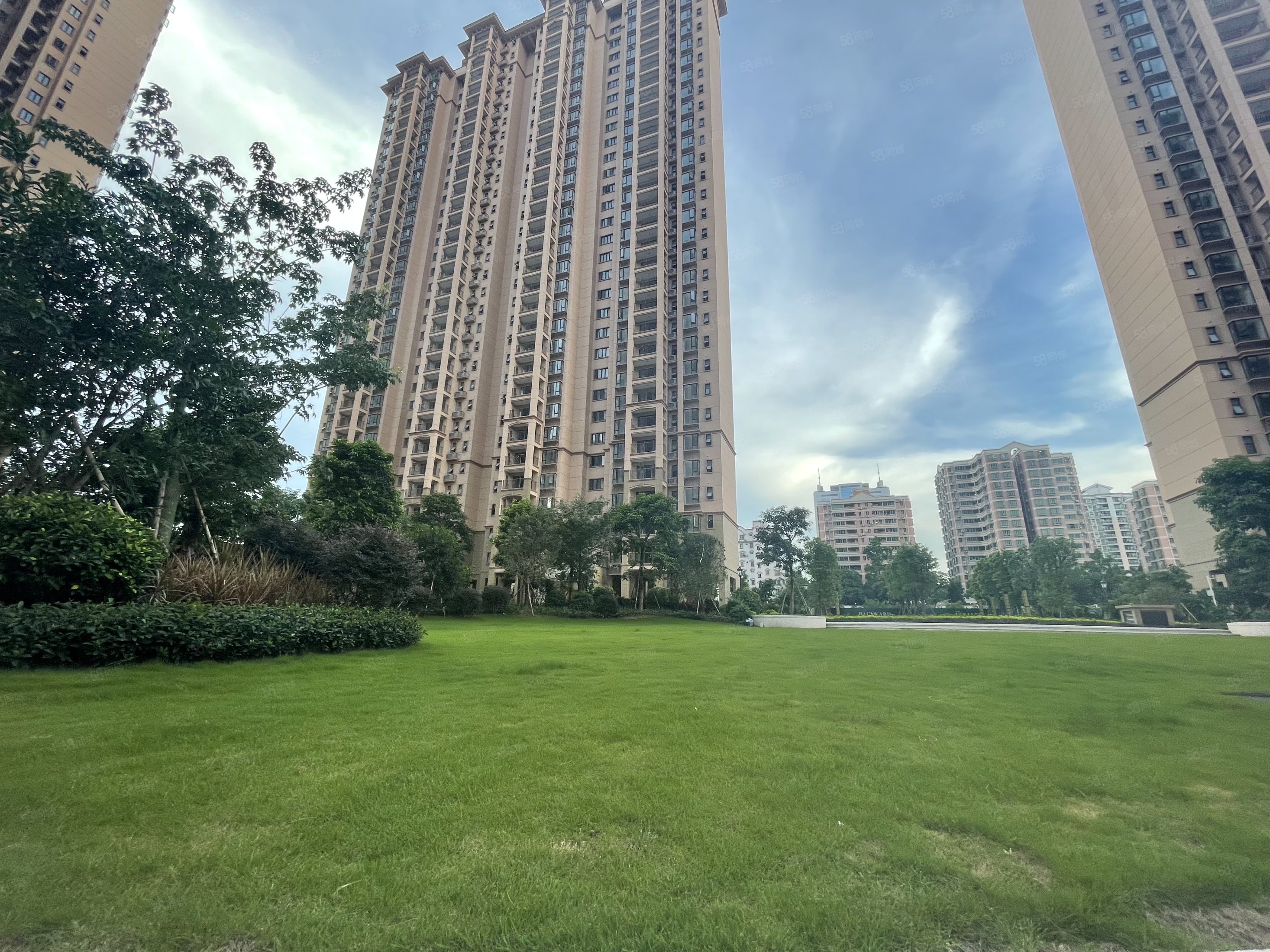 近地铁,万达商圈配套,大社区,丰华珑远翠珑湾-东莞58同城