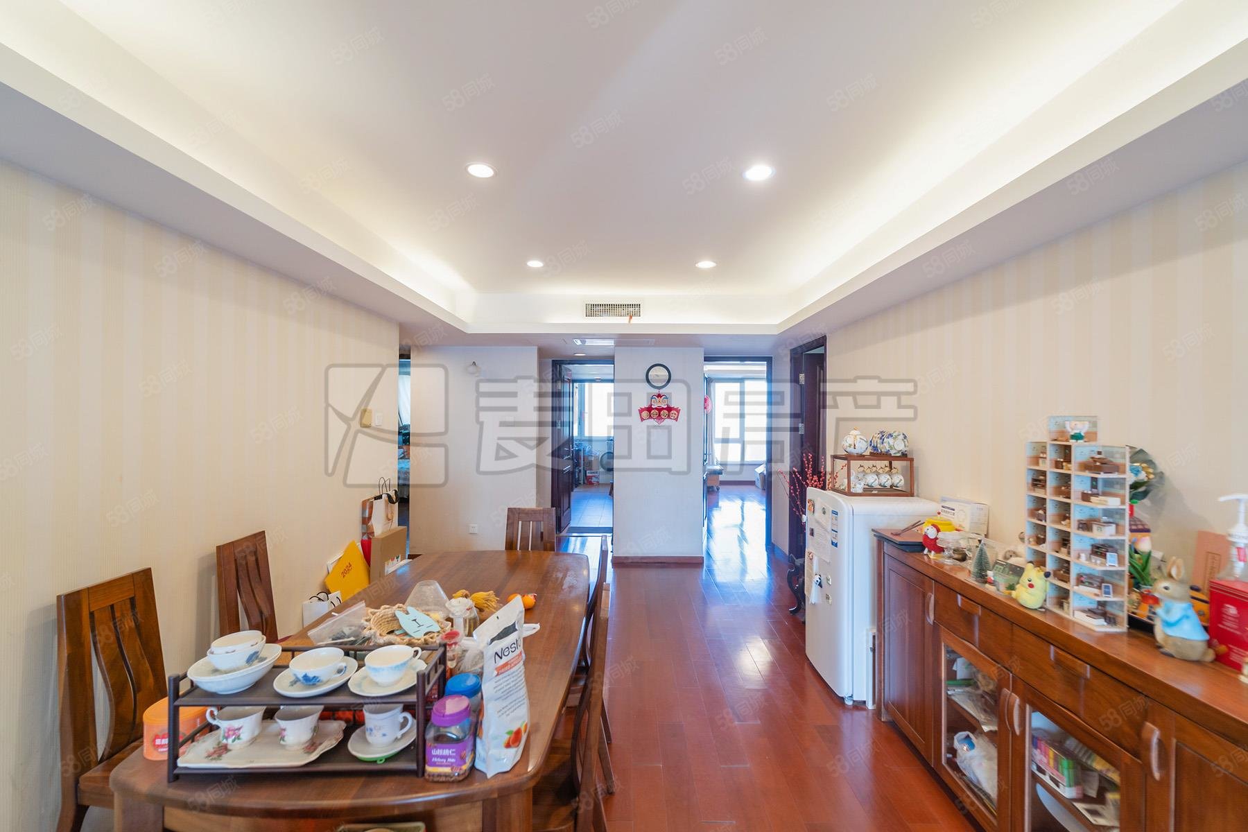 寶星華庭4室2廳3衛(wèi)203.78㎡南北1198萬