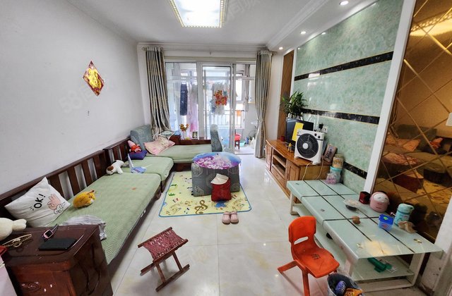 阿卡六期~好楼层~年轻人婚房~刚需必备~双卫~免大税