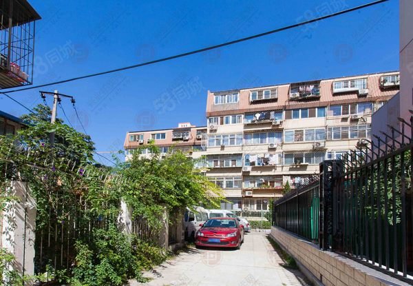 雅宝里社区3室1厅80.23㎡334万二手房图片