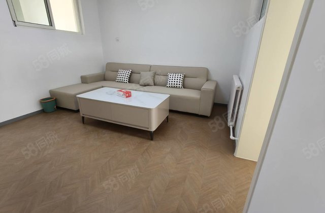 光岳花园 三环北苑单价4000多七中三室精装怡景  28.6