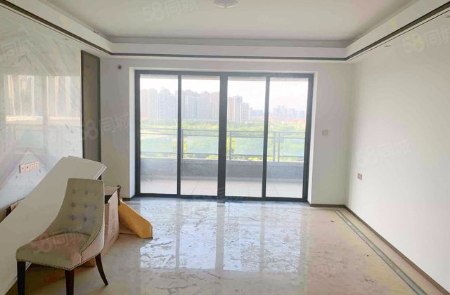 泰禾佛山院子5室2厅183.02㎡340万二手房图片