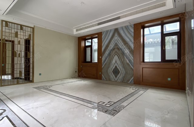 东昌   三合院 豪华装修 户型方正 看房方便 有钥匙