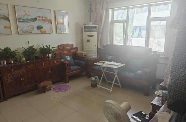 总高3层2楼  高端洋房，零公摊车位充电桩，两间超大地下室