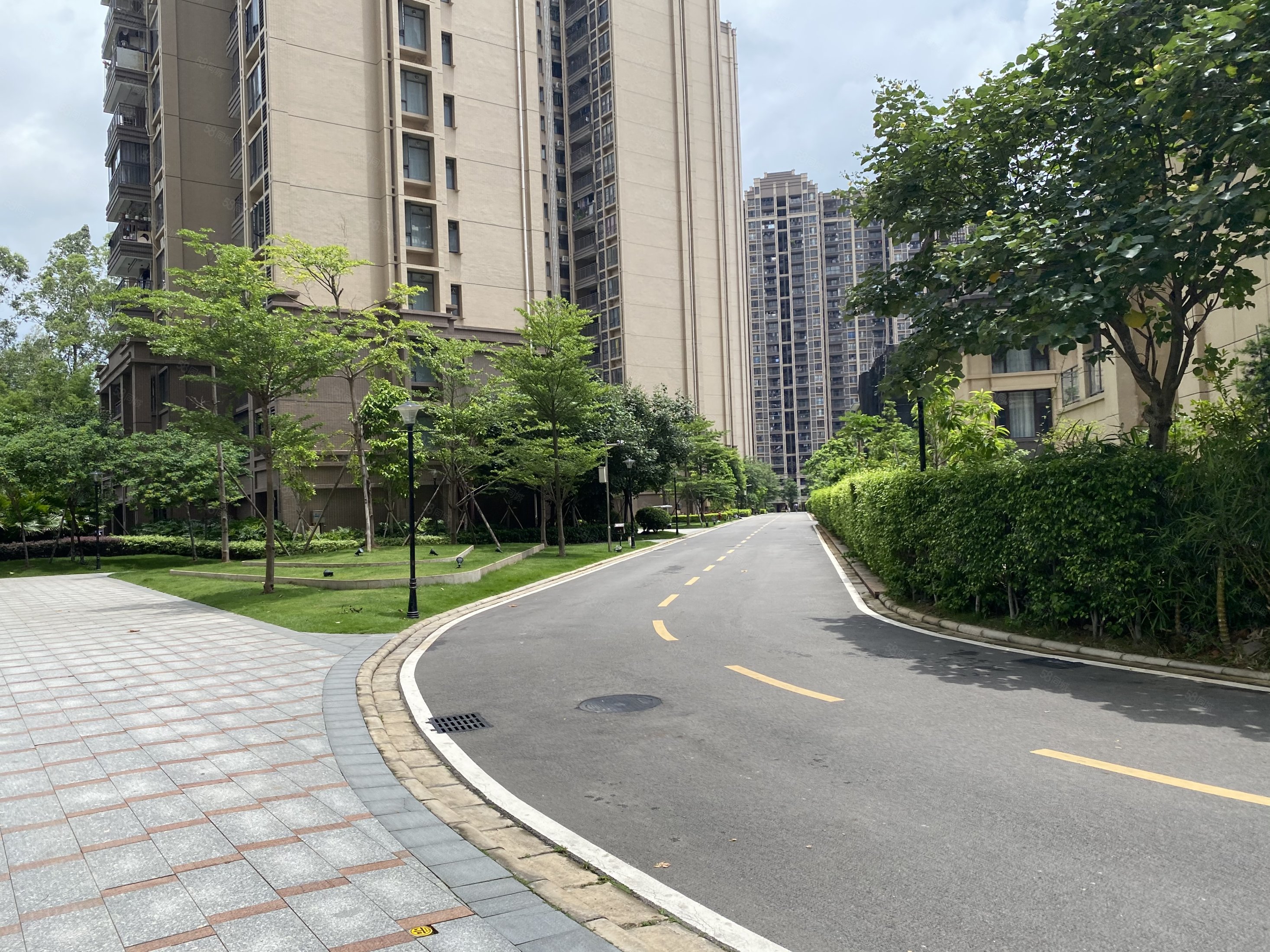 珠江观澜御景3室2厅2卫114.06㎡南308万