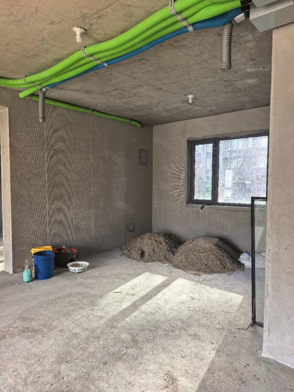 华韵锦园3室2厅2卫140㎡南北98万