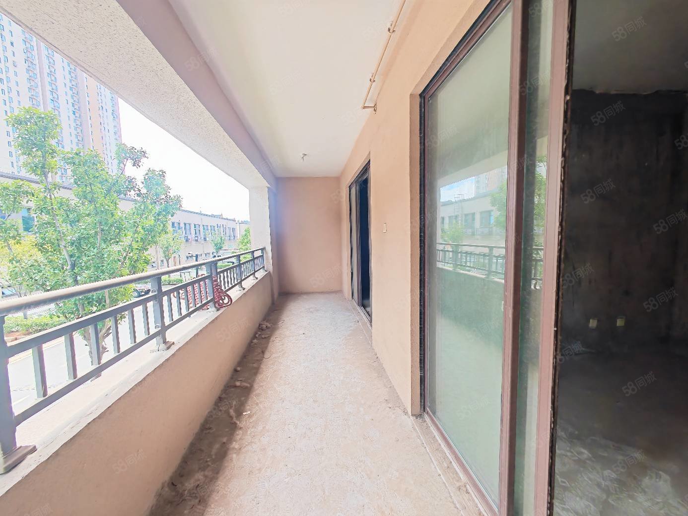 北京城房京城华府4室2厅2卫128㎡南北77万