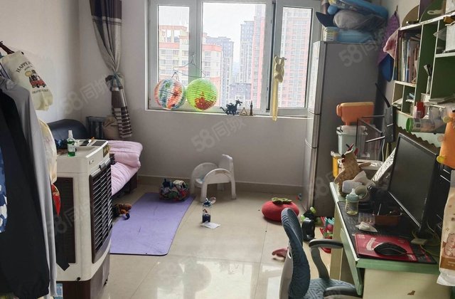 东边户 先锋社区 两室两厅 中间楼层 有证 免大税 随时看房