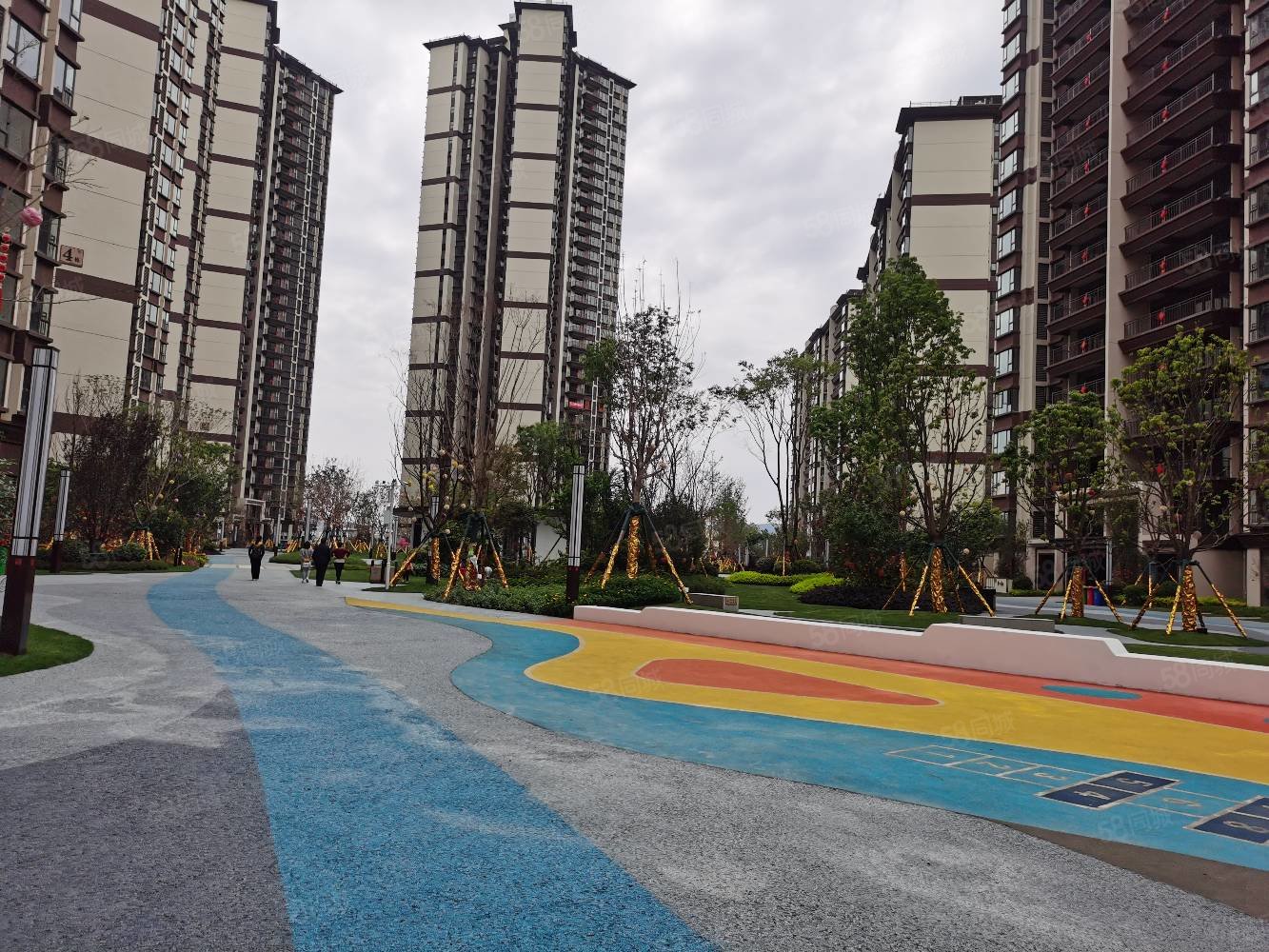 富康城毛坯120平三居室,南北通透,首付低,富康公园首府-曲靖58同城