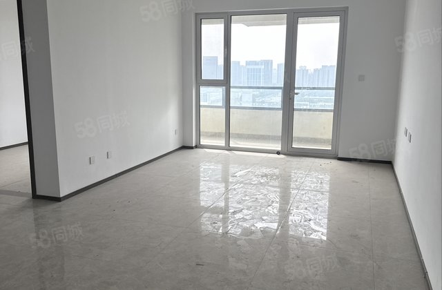 桃李天悦公司内部  房120平，低于售楼处价格，看房提前约