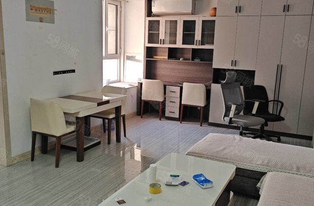 新出！！总高12层，住起来肃静，看房议价