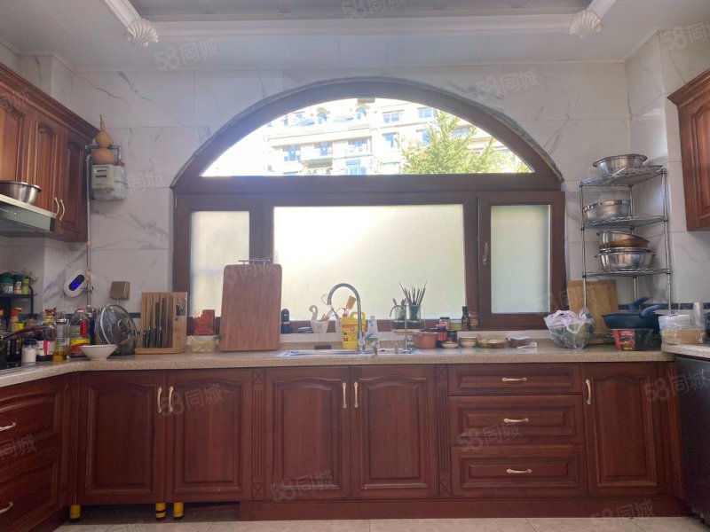 【10图】豪装独栋,带超大院子,白沙河畔,沿河观景房,恒信伯爵公馆