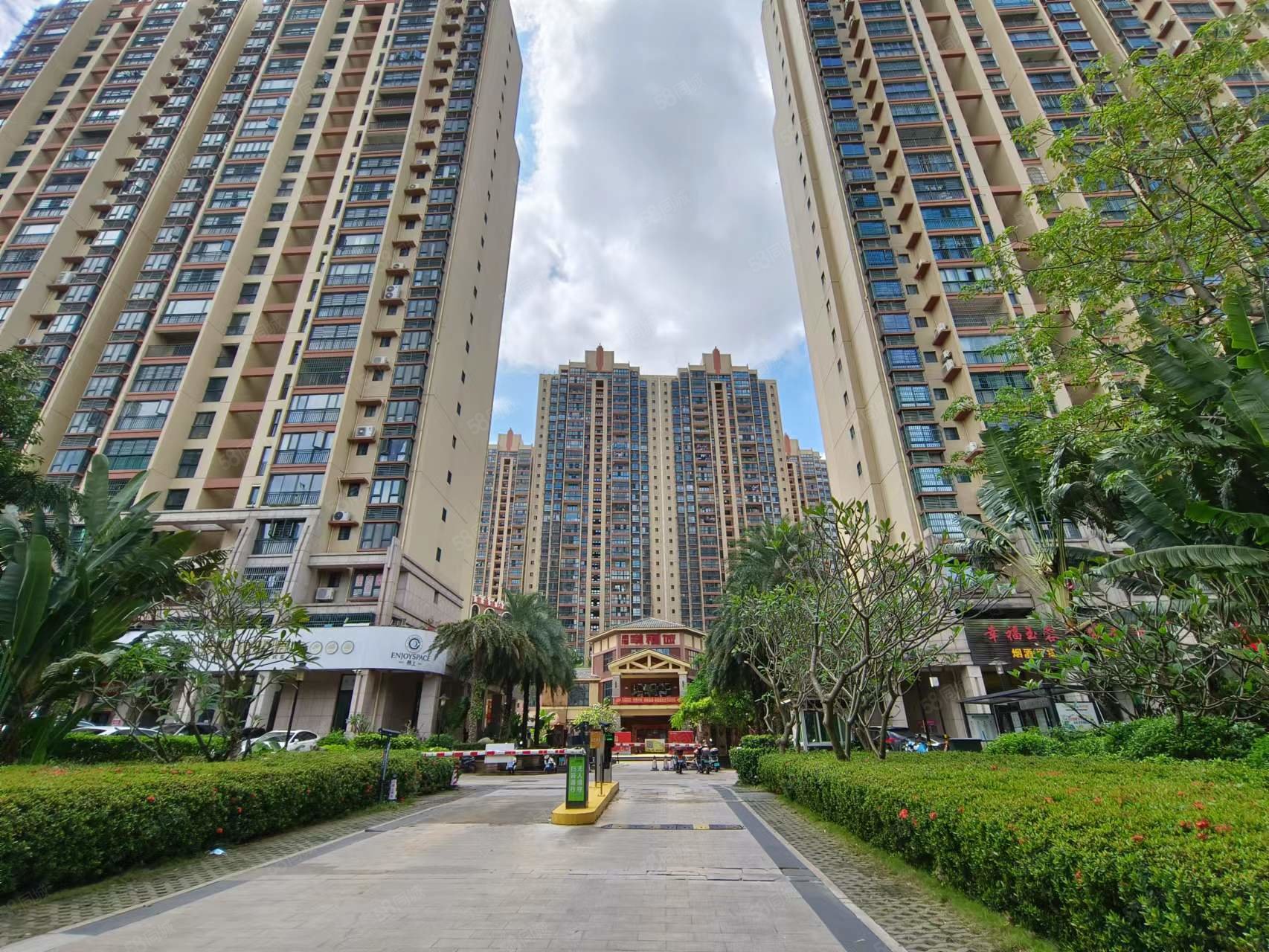 南海幸福城3室2厅1卫102.15㎡南北200万