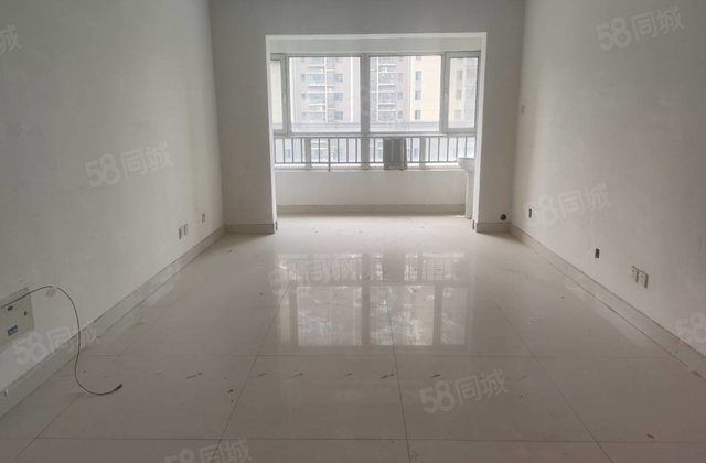 文轩 二实 带车位 储藏室 免大税 随时看房 龙湾