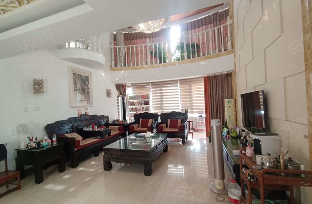 市医院，东昌，水城华府挑高复式 楼层视野无遮挡带车位储藏室