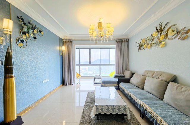 恒大文化旅游城3室2厅116㎡75万二手房图片