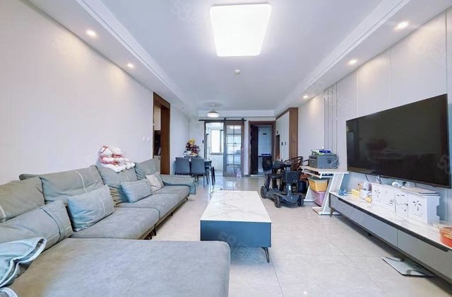 学府艺境东临 九州新城 3室2厅 精装修带车位 免大税