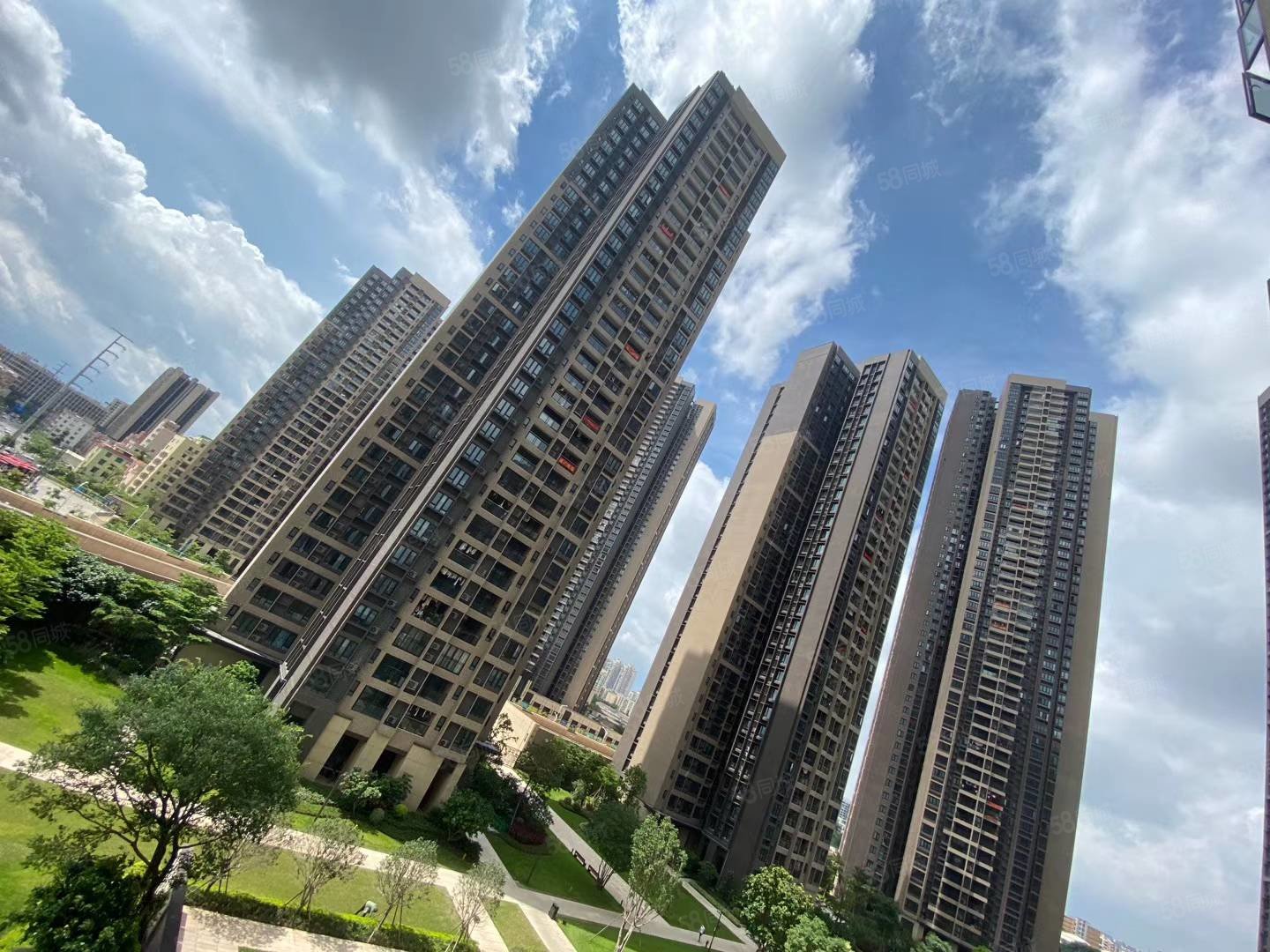 时代水岸二期四房二卫320万高层江景房景观奥利给沙贝地铁附近