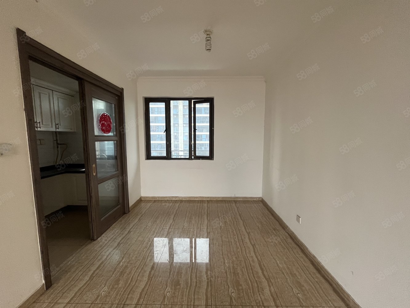 碧桂园时代印象4室2厅2卫141㎡南北93.8万