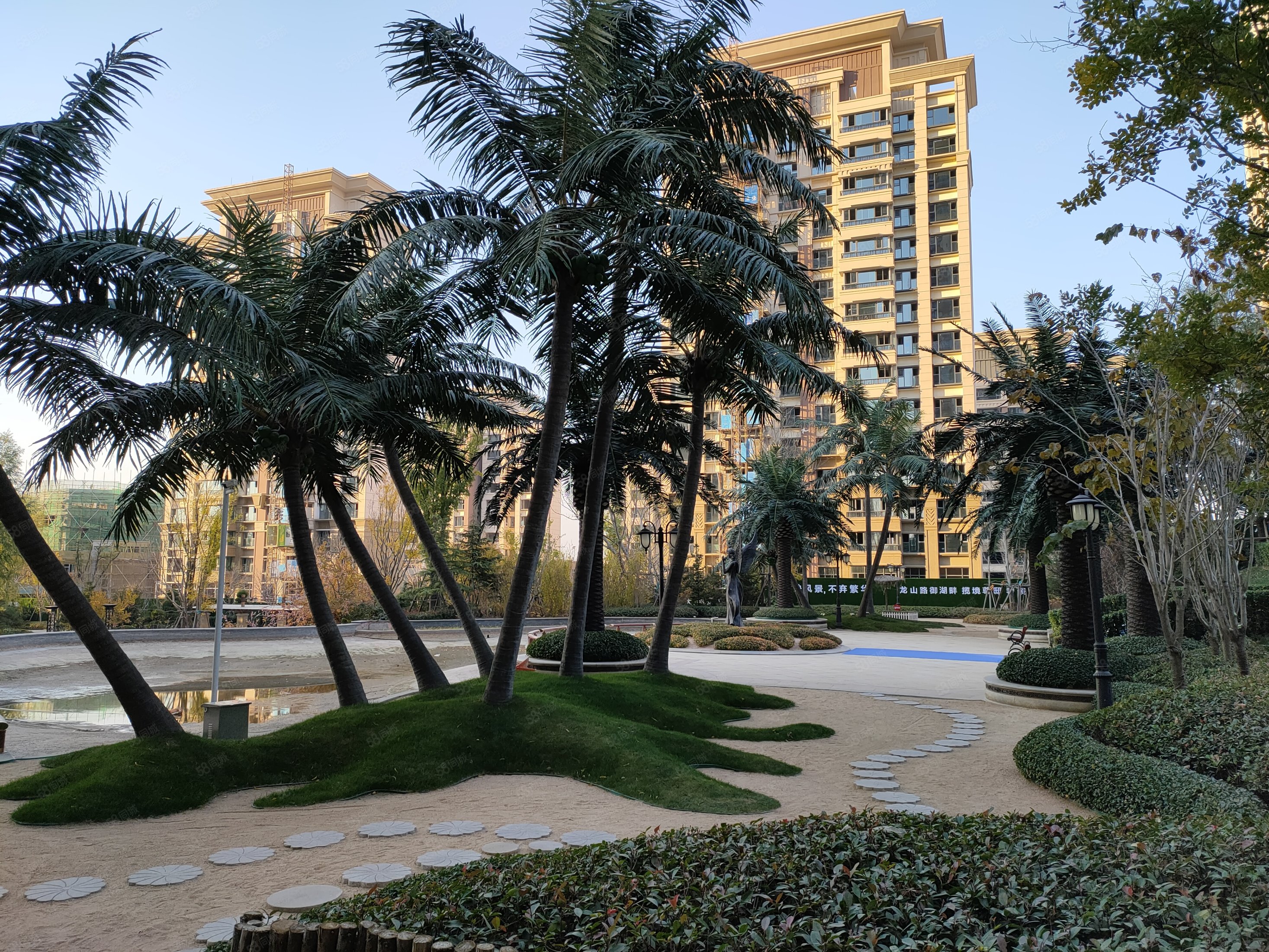 文登恒大翡翠华庭140平米三室二厅二卫精装4518元每平米