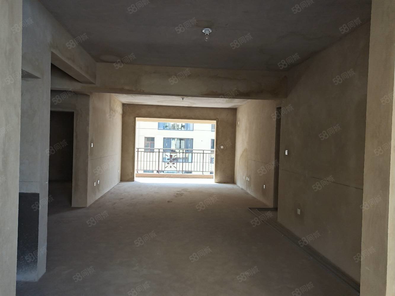 玉山城悦园158平方 4室2厅2卫 楼层好,采光佳 123万