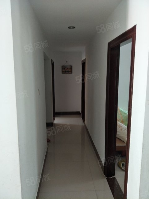 金昌茗苑3室2厅2卫128.36㎡南58万