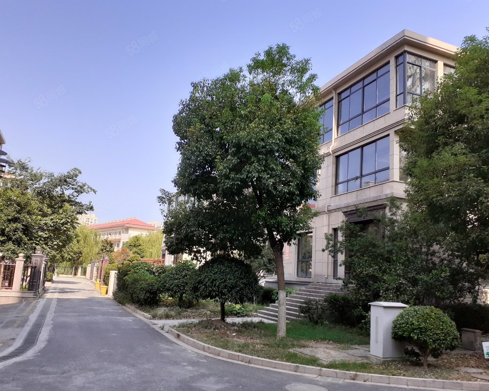 明华月亮湾花园