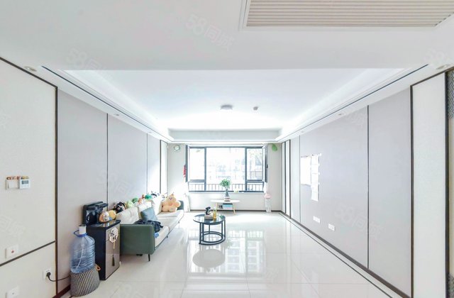 济南融创文旅城雍锦园(D11区1-6号楼)3室2厅136.02㎡165万二手房图片