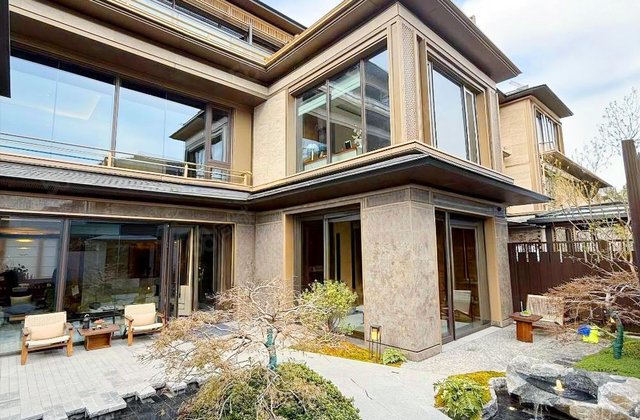 华侨城原岸4室2厅125㎡280万二手房图片