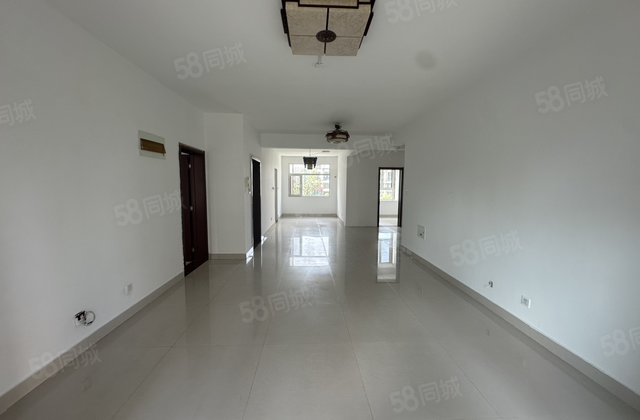 急卖！二中 文苑  书香东郡！ 三室二厅二明卫！三叶草户型