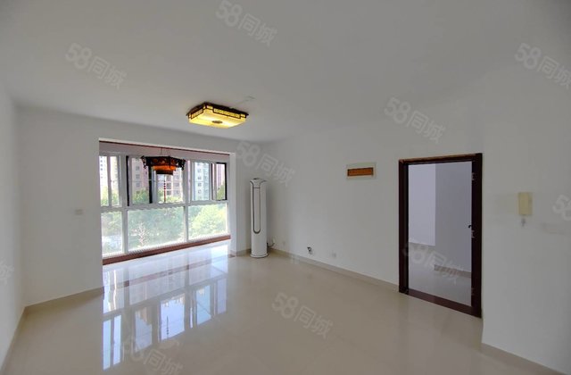 5楼 5楼 真实在售 急卖 三叶草户型 两卫 书香东郡