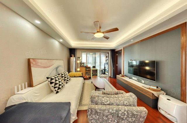 万科城3室2厅124.36㎡250万二手房图片