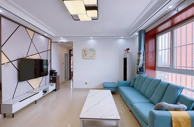 香江明珠 温馨三居 好楼层 精装修 满五   送储藏室