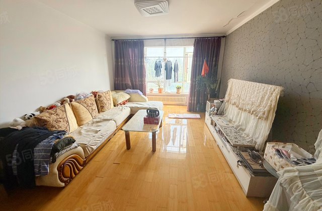 临河风景2室2厅105.22㎡63万二手房图片