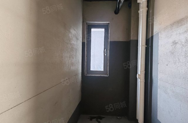 永晟壹品3室2厅138㎡165万二手房图片